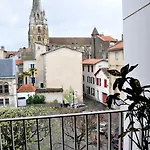 شقة فندقية Temporesidence Cathedrale 4*