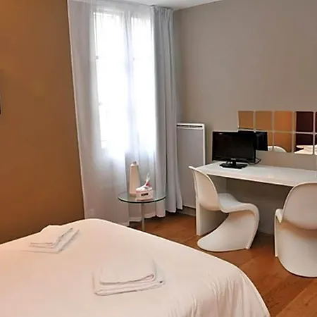 Lägenhetshotell Temporesidence Cathedrale 4*